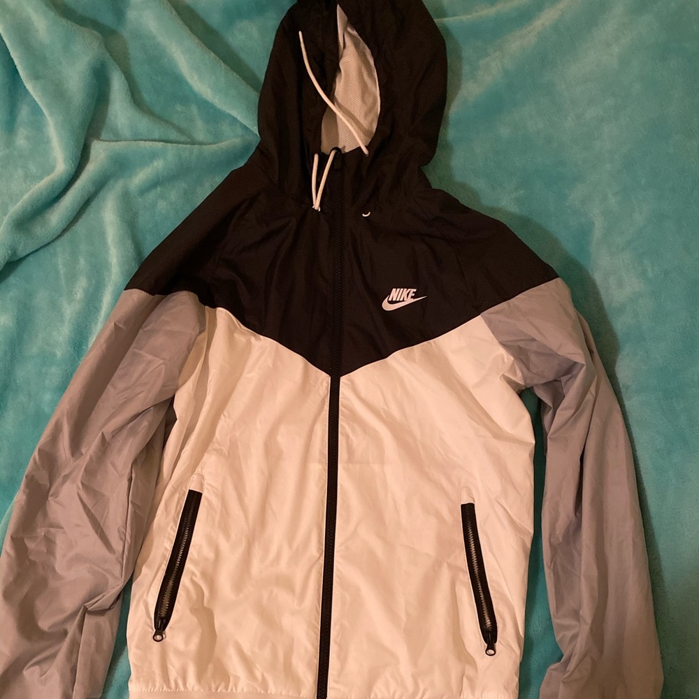 Nike windbreaker